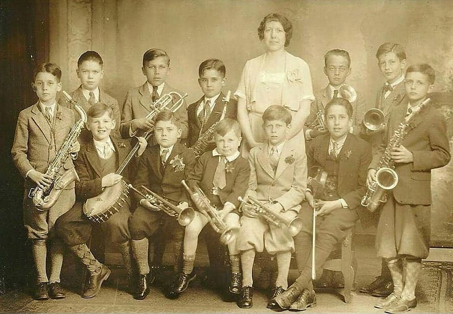 Tunk School Orchestra‎