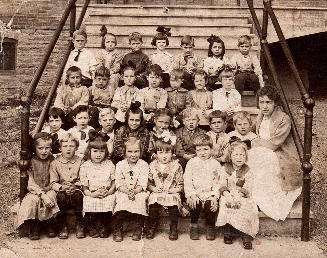 Meshoppen children, 1915 (Laurie Pedley)